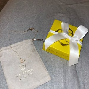 kendra scott rose quarts heart necklace!